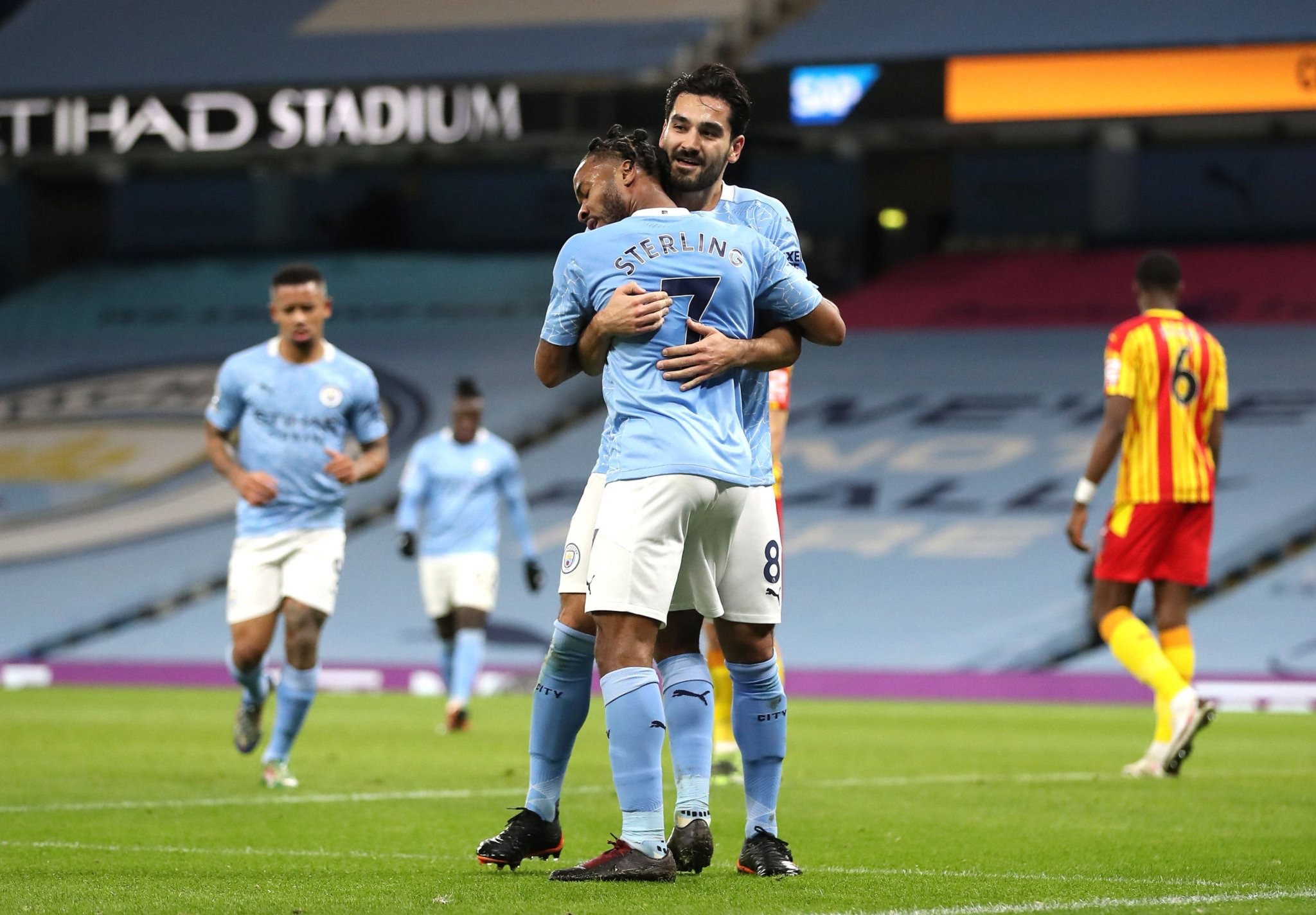 锋和前腰 锋和前腰