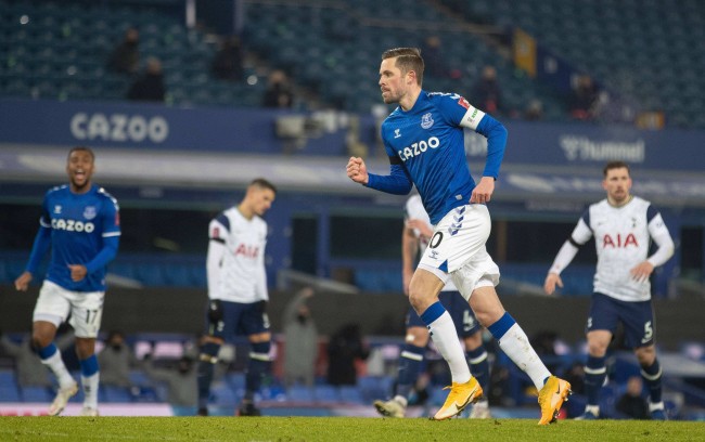 并开通了 并开通了